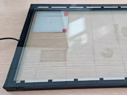 szkło elektrochromatyczne i fotochromatyczne, szkło z elementami elektrycznymi